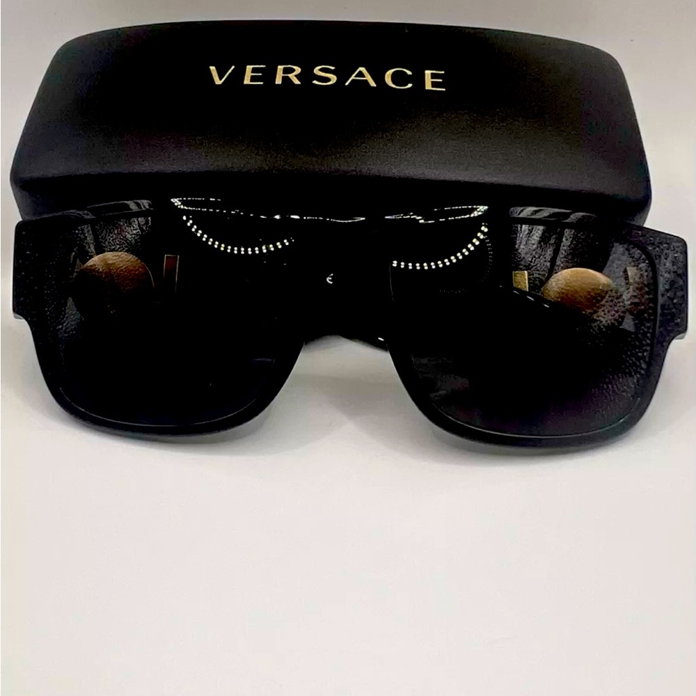 Great condition. Authentic